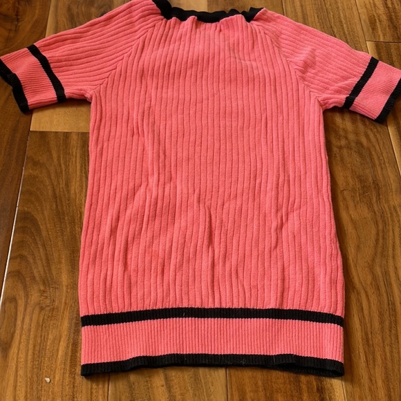 BEA CLASSICS SALMON &  BLACK SWEATER - Picture 6 of 9